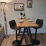 Tobel Lounge
