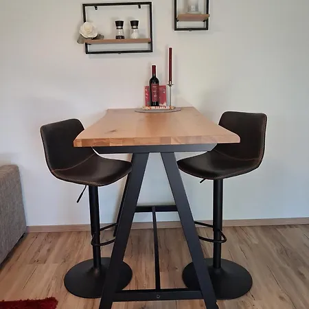 Tobel Lounge
