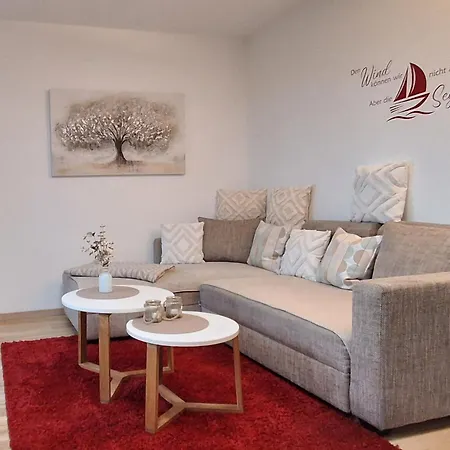 Tobel Lounge Apartment *